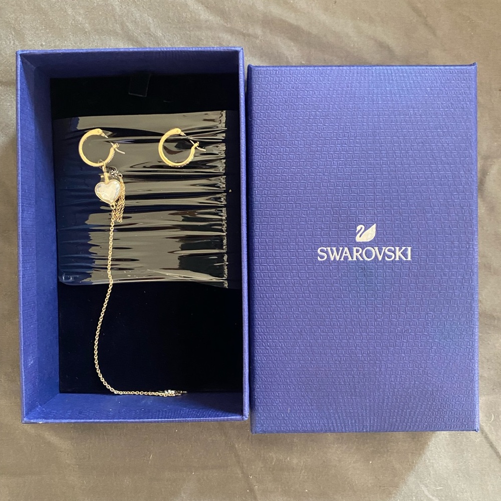 Swarovski asymmetrical earrings
